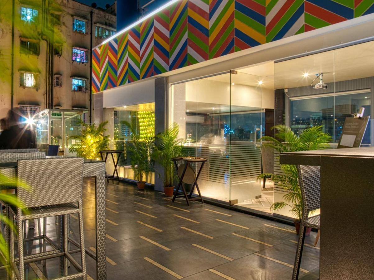 Hotel The Samilton Calcuta Exterior foto