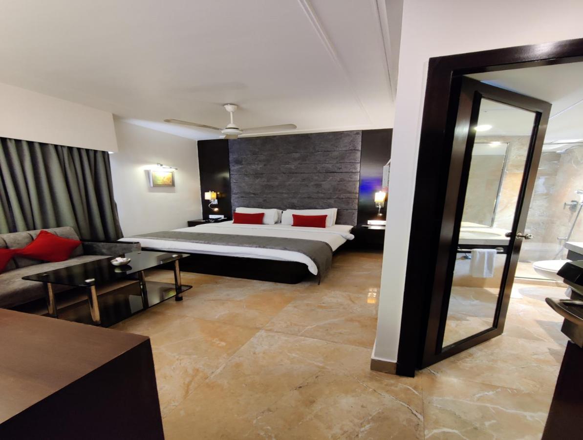 Hotel The Samilton Calcuta Exterior foto